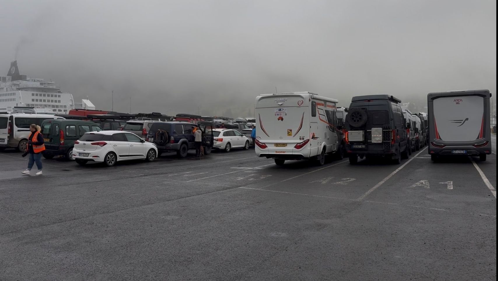 Camper oder Mietwagen in Island